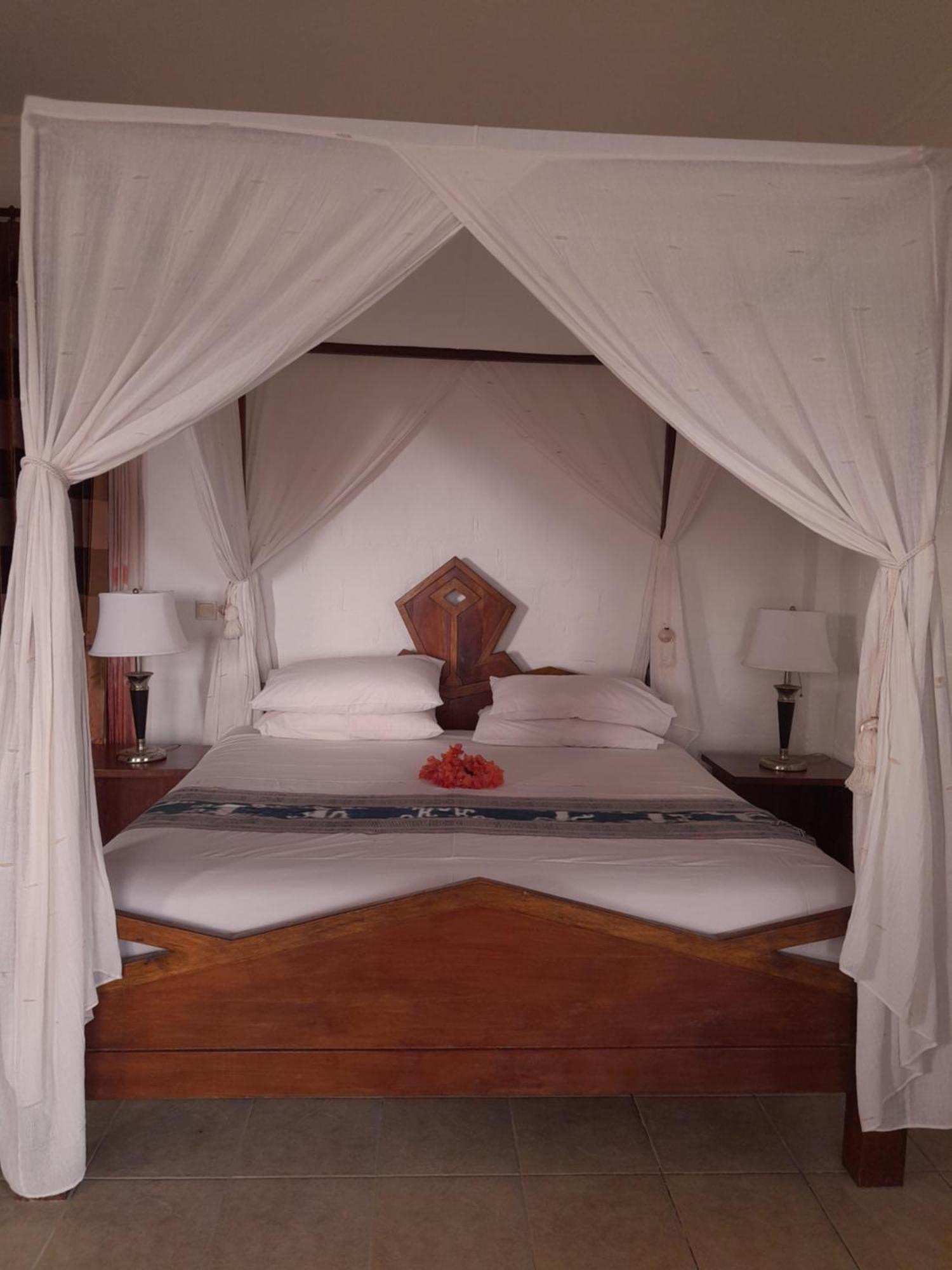 Sumba Nautil Resort Deke Exterior foto